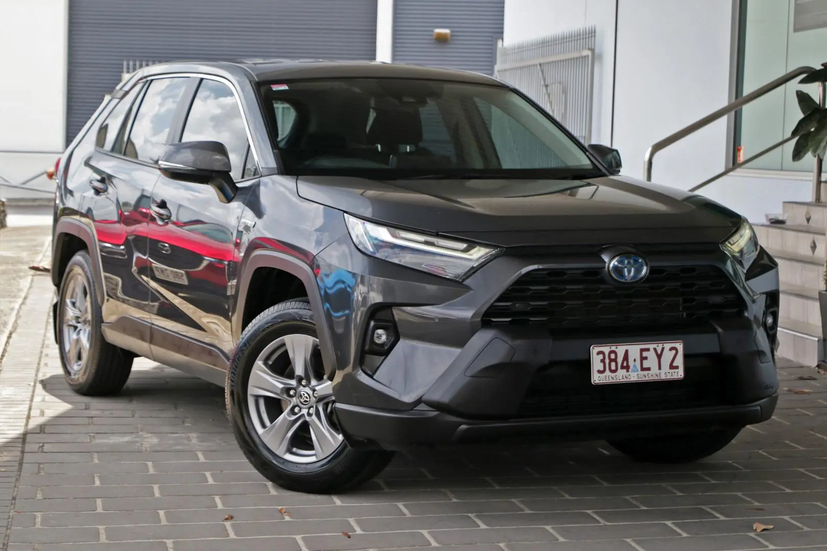 2022 Toyota RAV4 Gallery Image 1