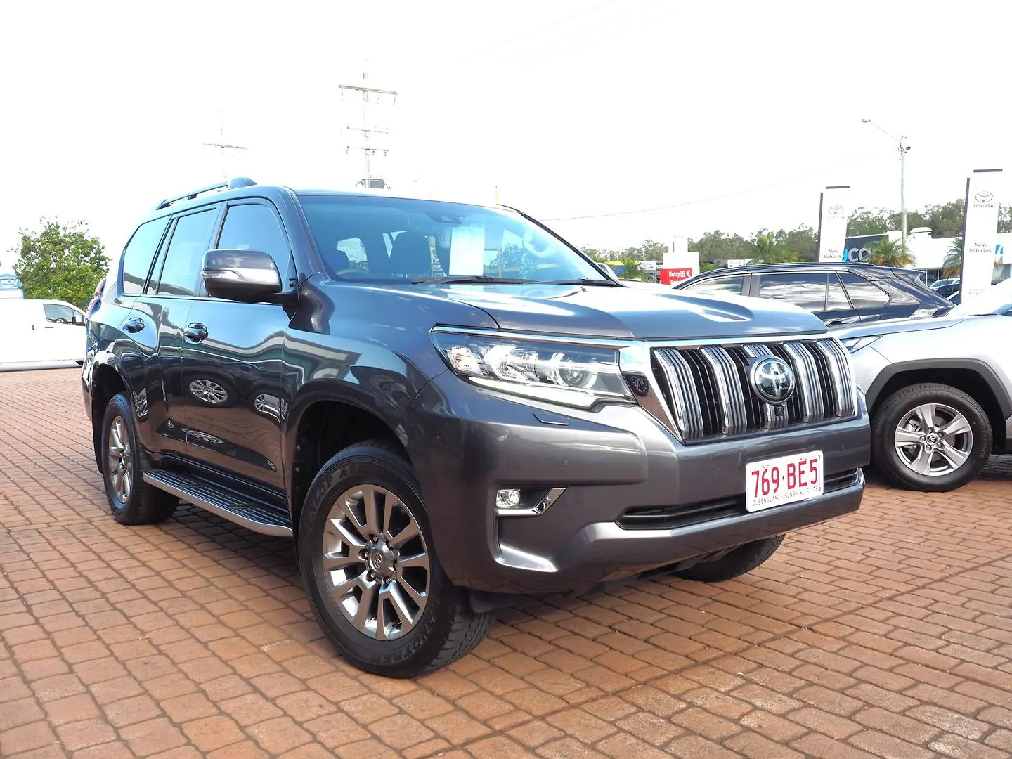 2021 Toyota Landcruiser Prado Image 1