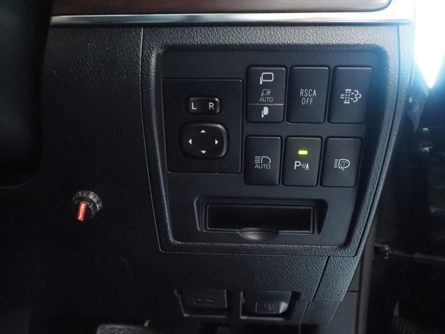 2021 Toyota Landcruiser Gallery Image 27