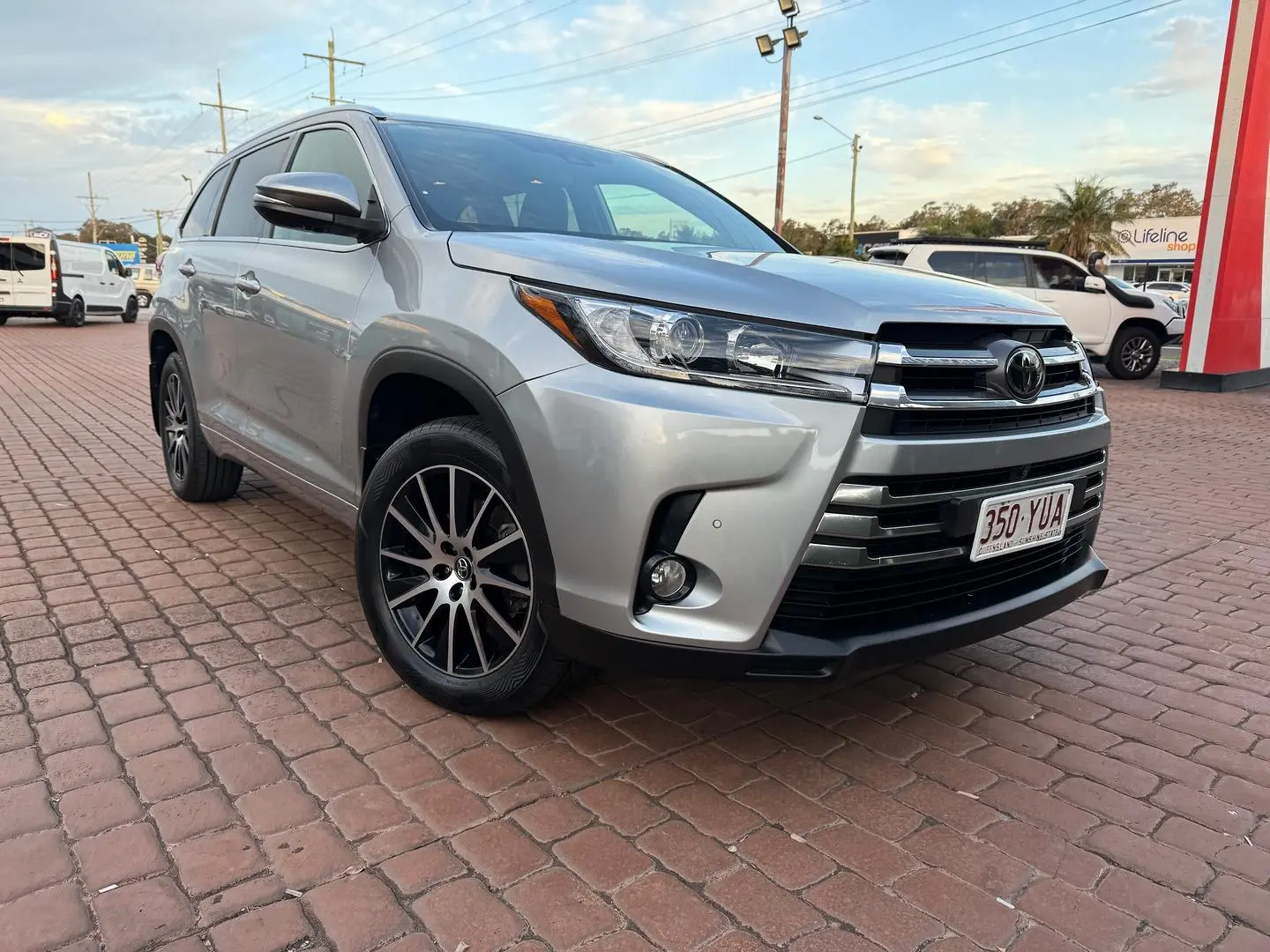 2019 Toyota Kluger Gallery Image 1