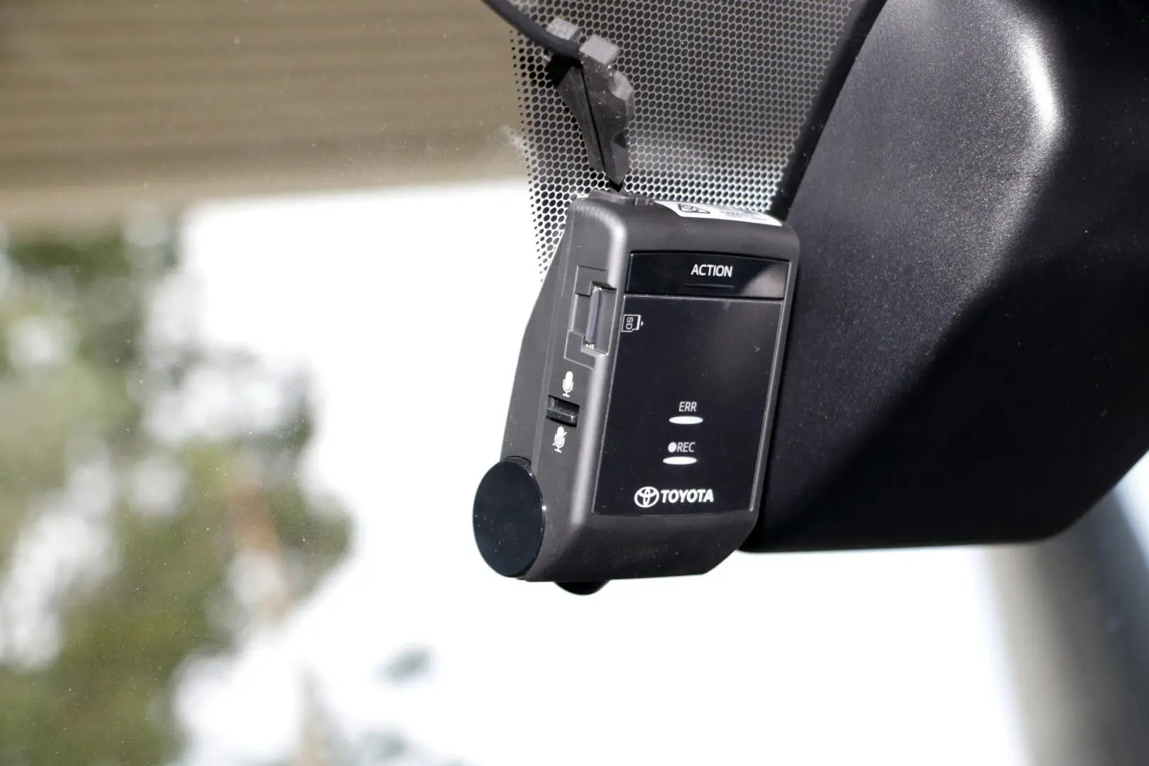 2024 Toyota Hiace Gallery Image 13