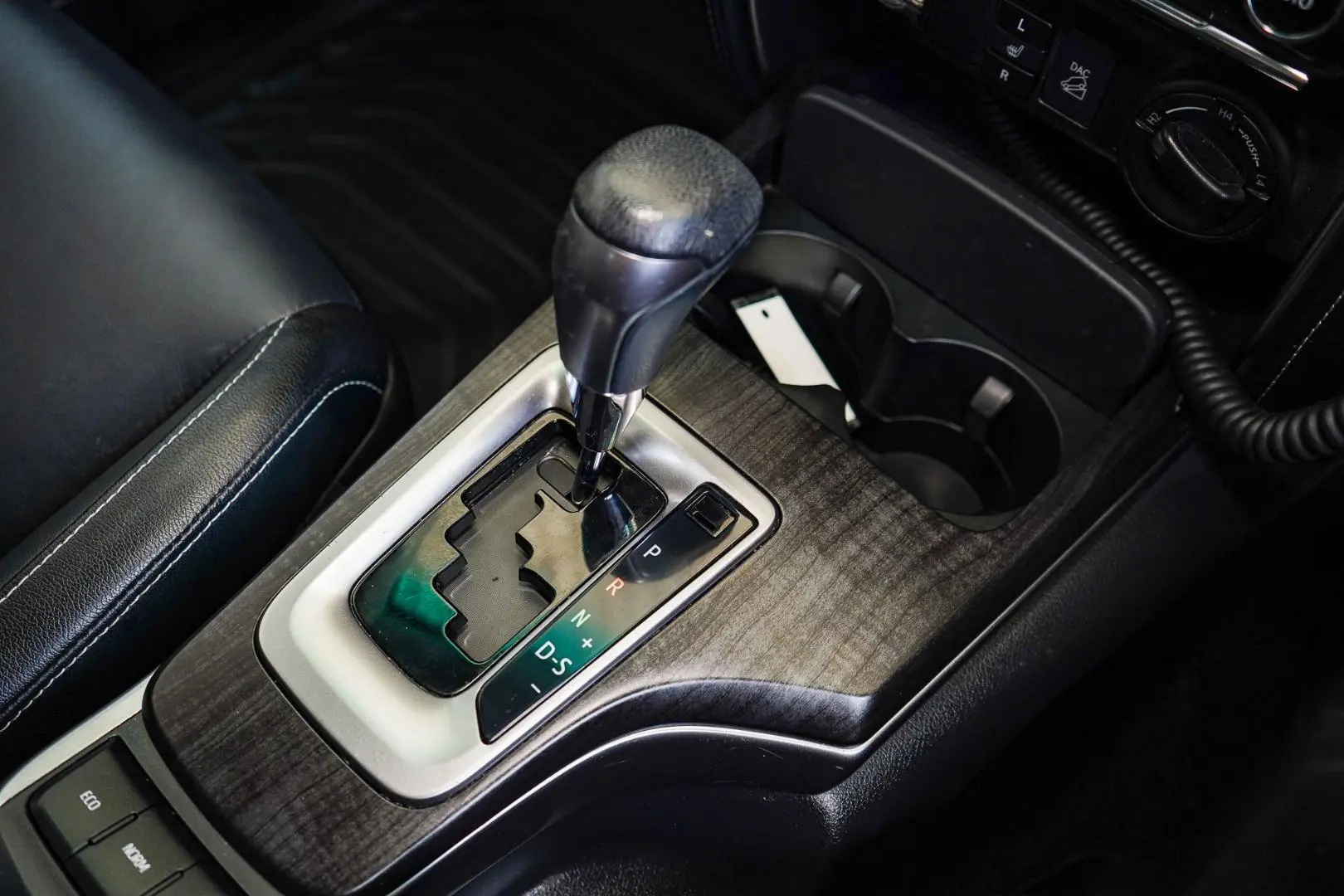 2020 Toyota Fortuner Gallery Image 17