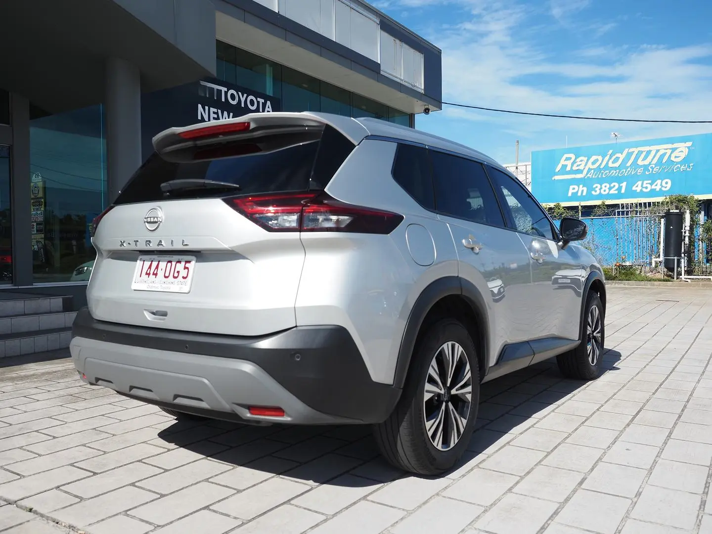 2022 Nissan X-TRAIL Gallery Image 2