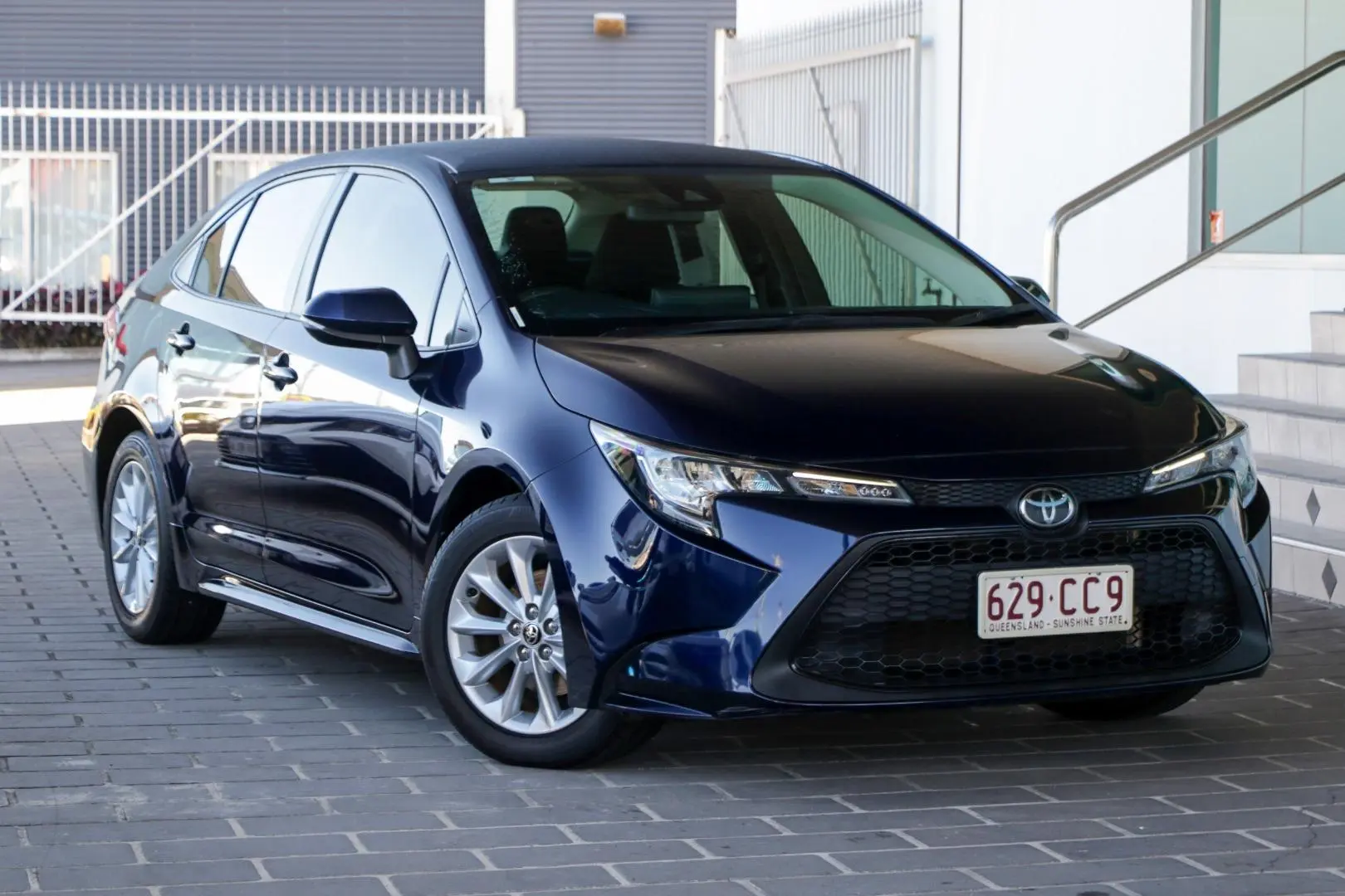 2021 Toyota Corolla Gallery Image 3