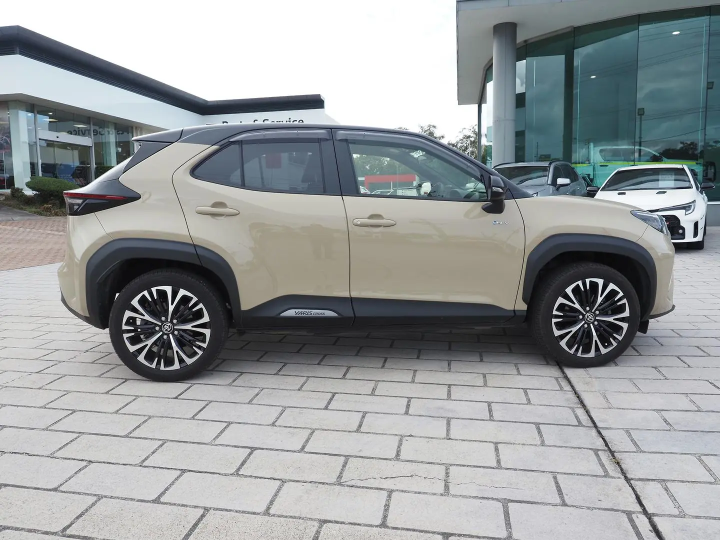 2024 Toyota Yaris Cross Gallery Image 8