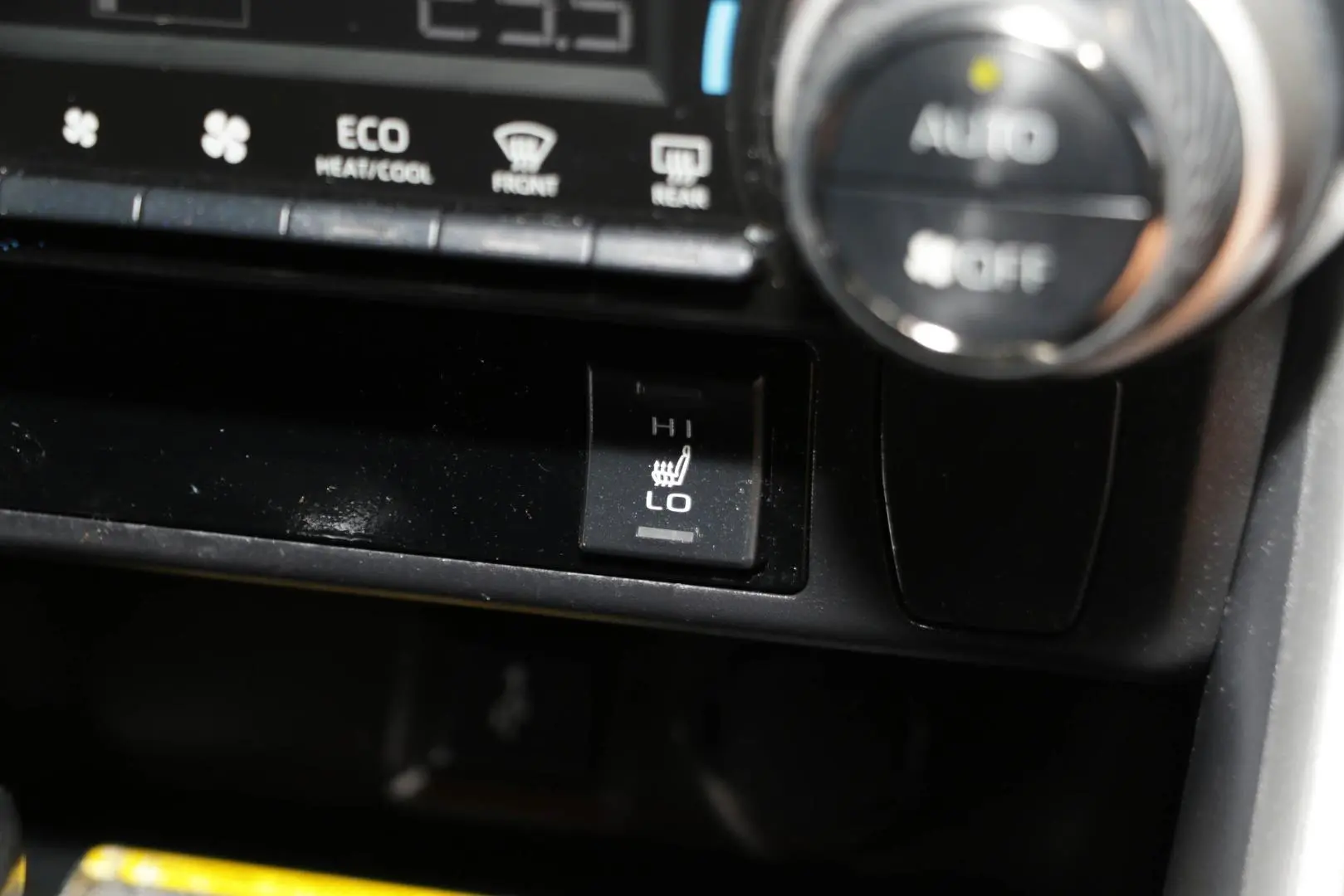 2021 Toyota RAV4 Gallery Image 20
