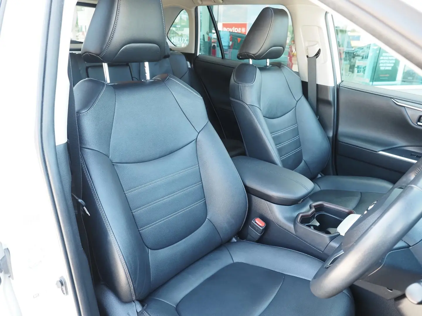 2021 Toyota RAV4 Gallery Image 25