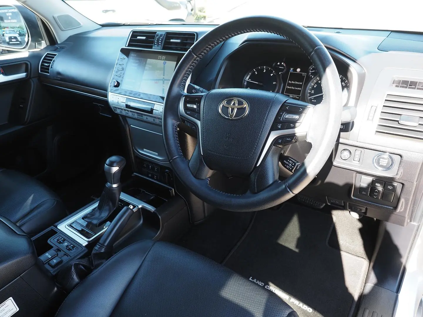 2021 Toyota Landcruiser Prado Gallery Image 4