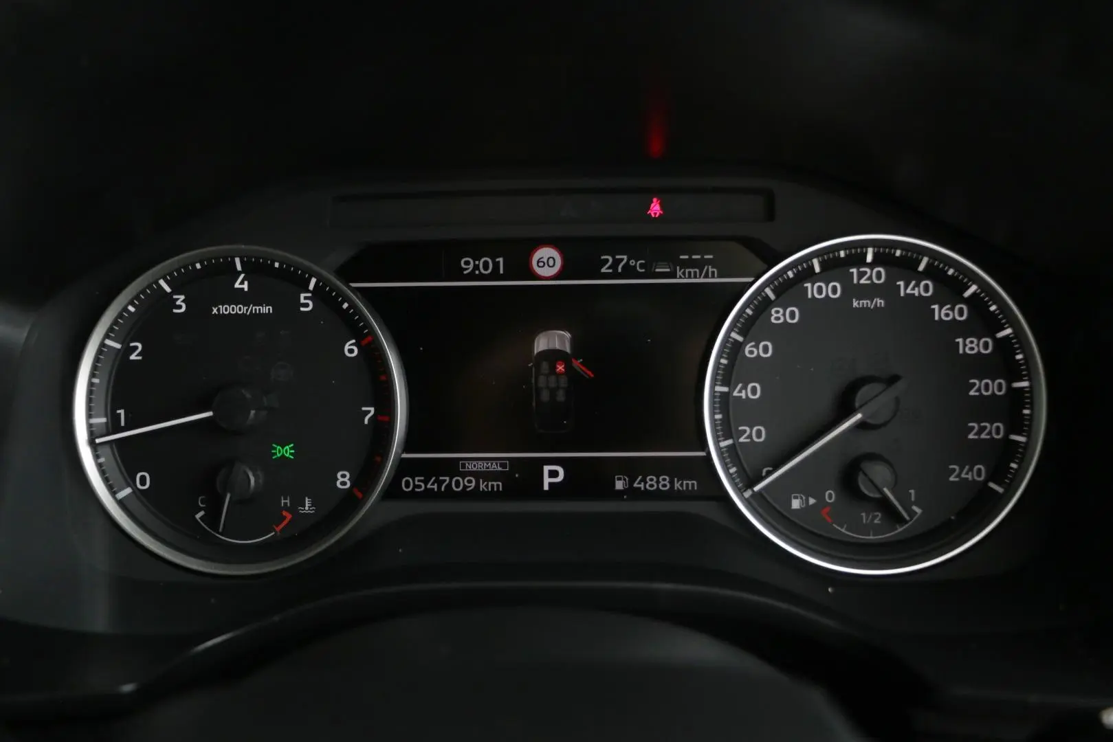 2024 Mitsubishi Outlander Gallery Image 12