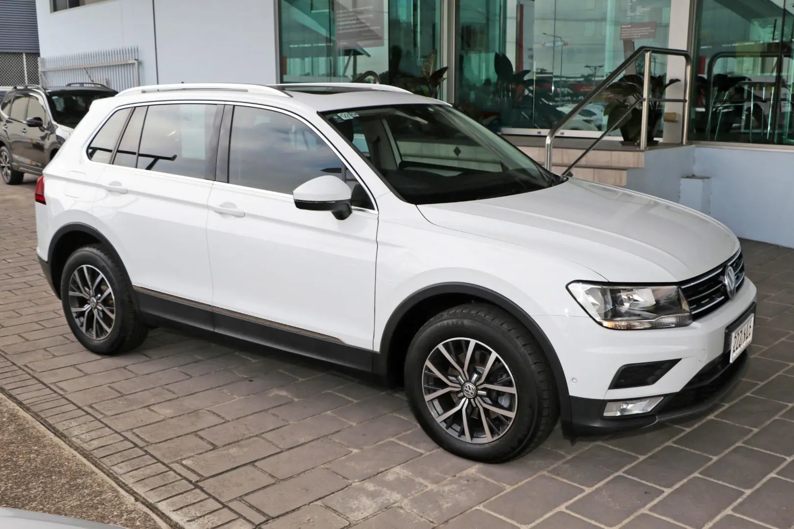 2016 Volkswagen Tiguan Gallery Image 5