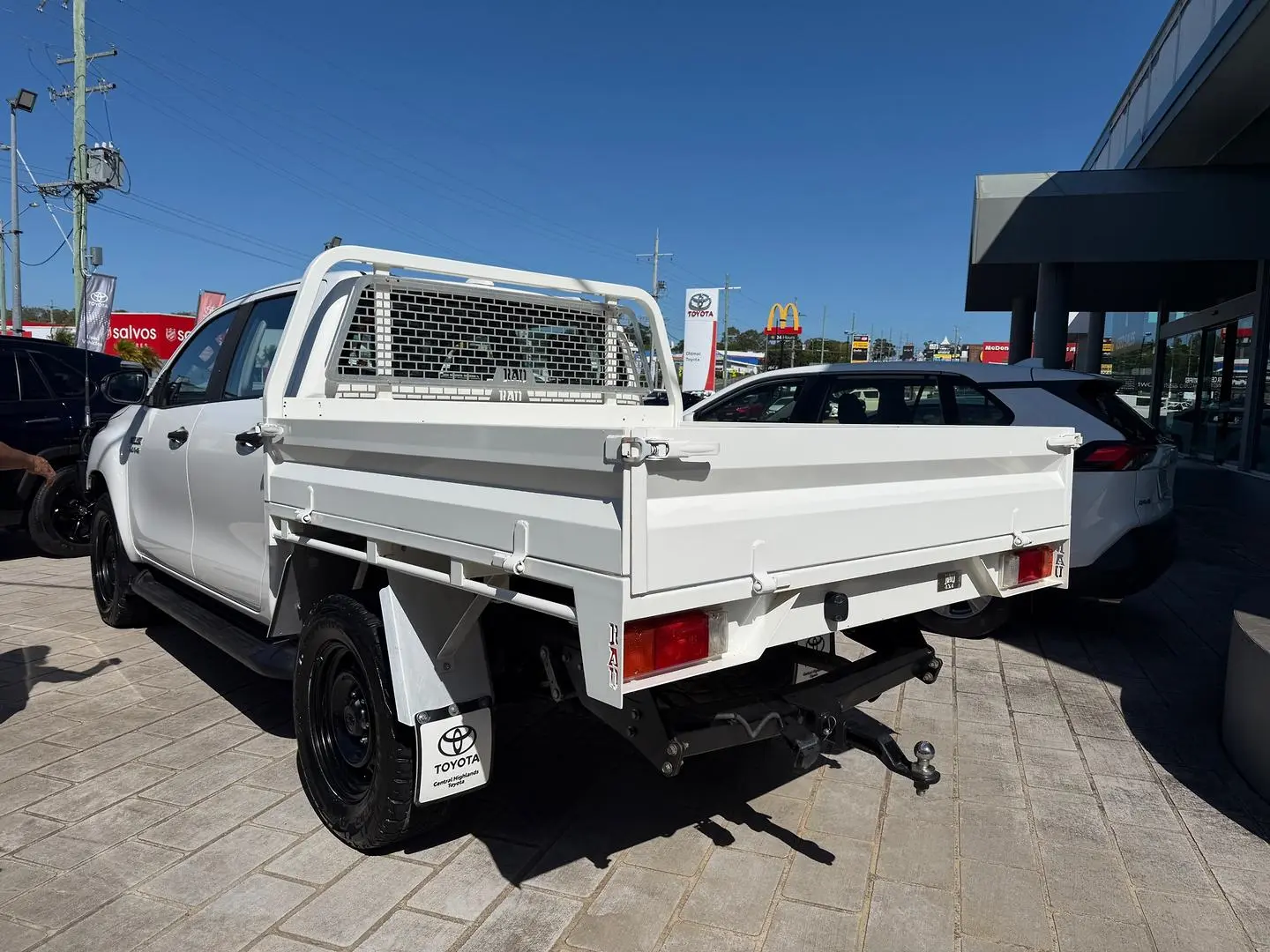 2022 Toyota Hilux Gallery Image 2