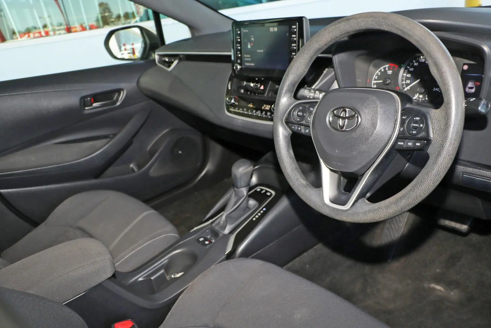 2019 Toyota Corolla Gallery Image 6
