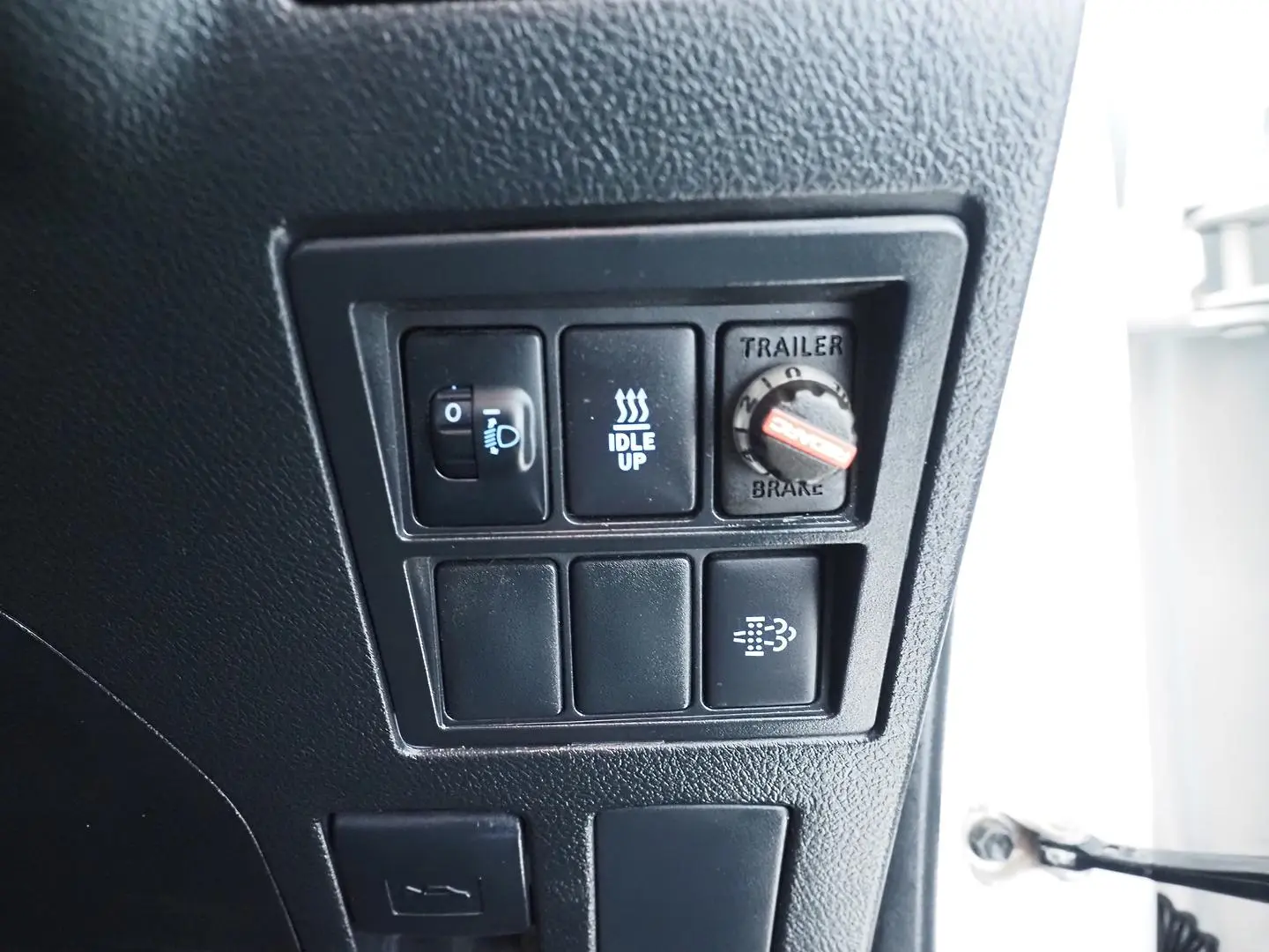 2021 Toyota Hilux Gallery Image 19