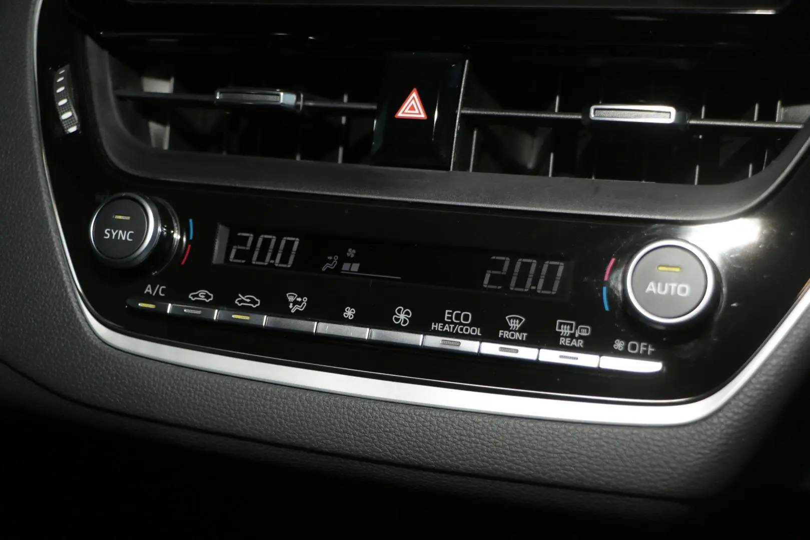 2025 Toyota Corolla Gallery Image 19