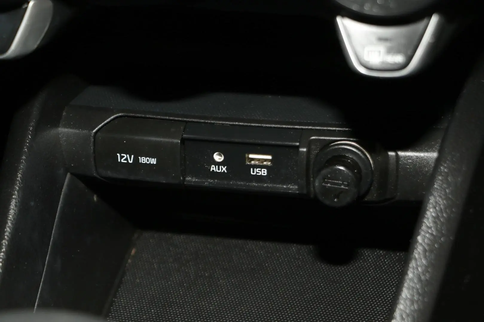 2019 Kia Rio Gallery Image 14