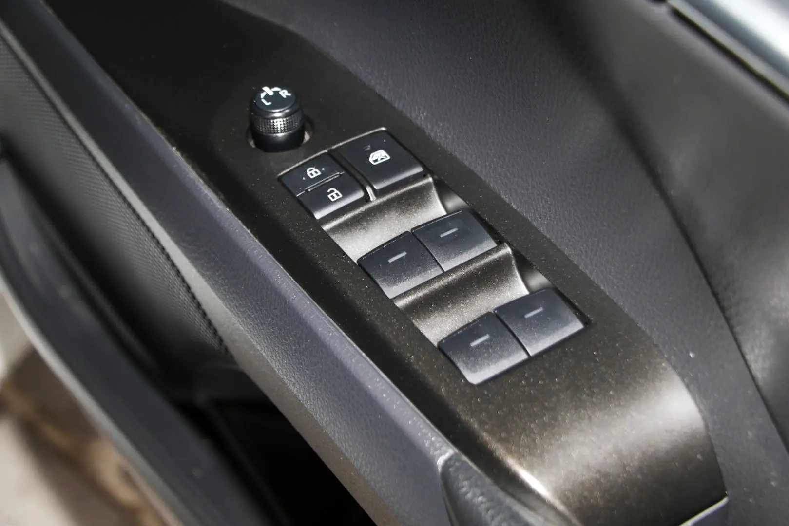 2023 Toyota Camry Gallery Image 21