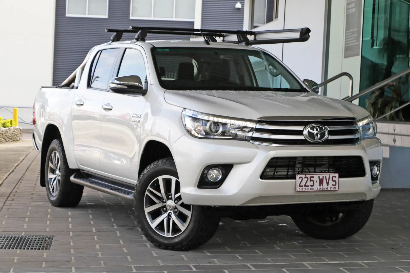 2016 Toyota Hilux Gallery Image 1