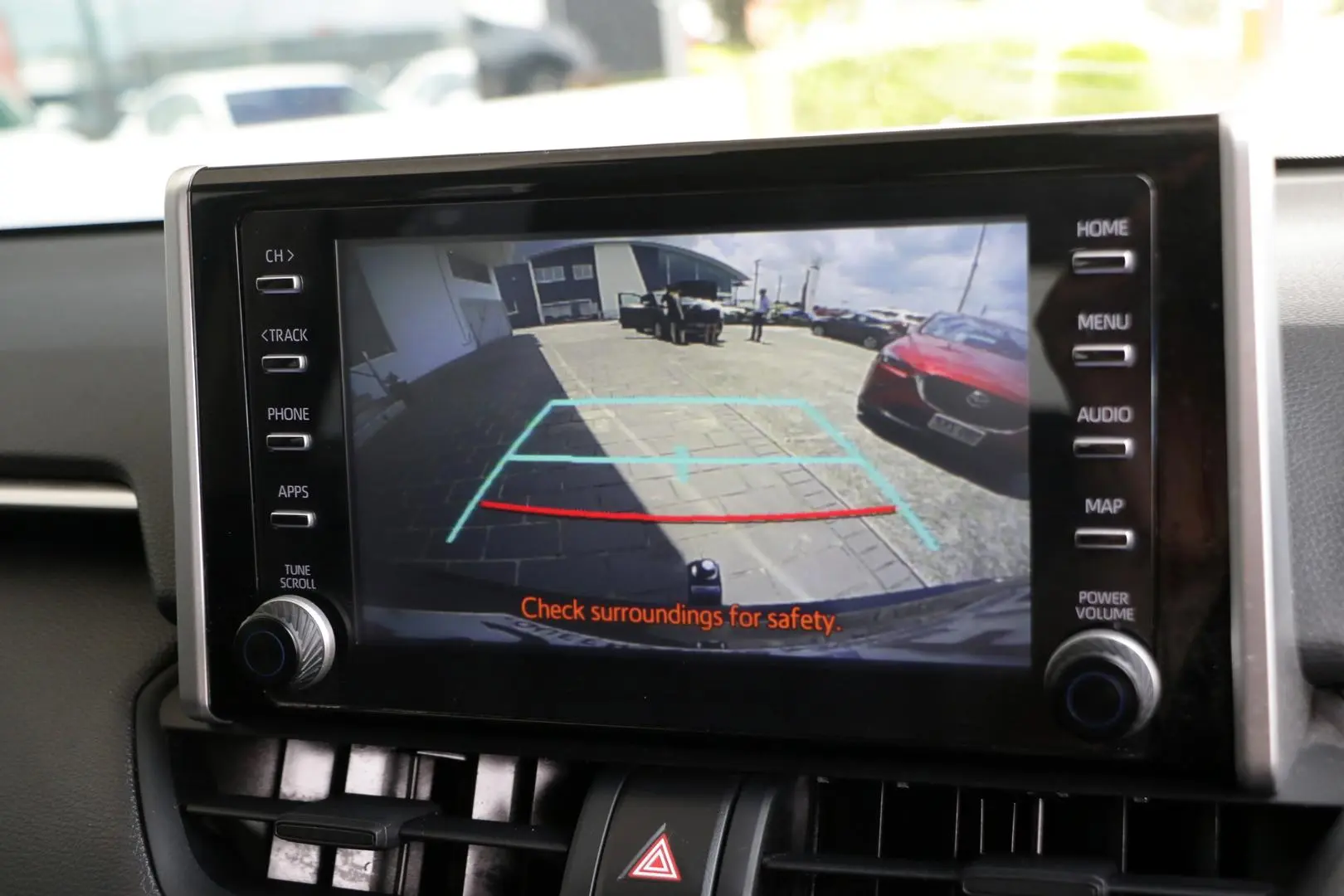 2022 Toyota RAV4 Gallery Image 12