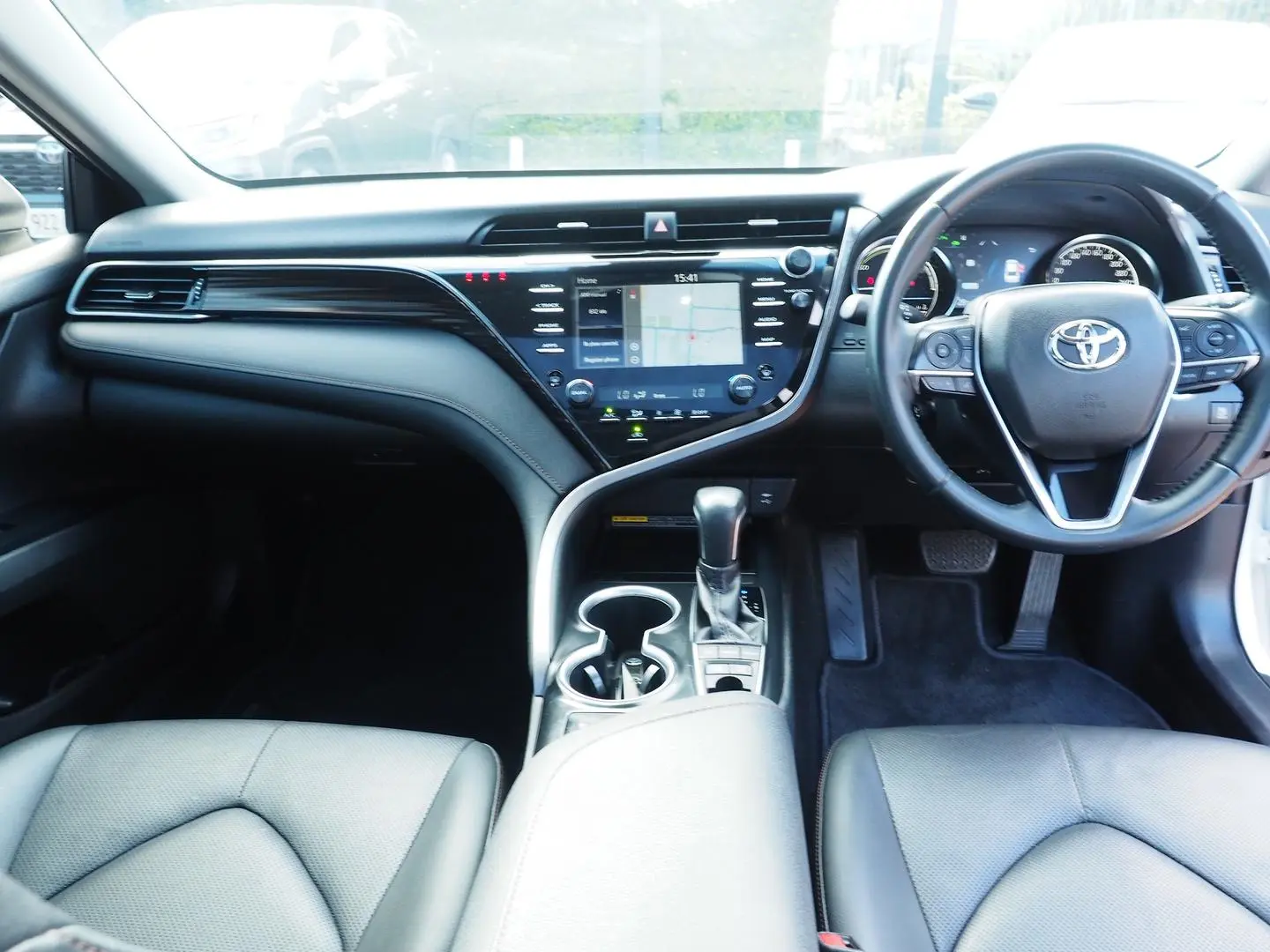 2019 Toyota Camry Image 22