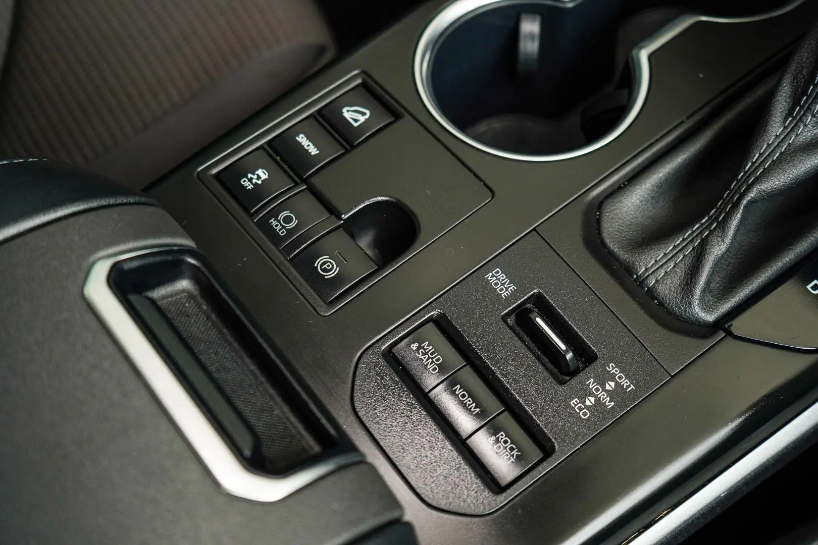 2024 Toyota Kluger Gallery Image 16