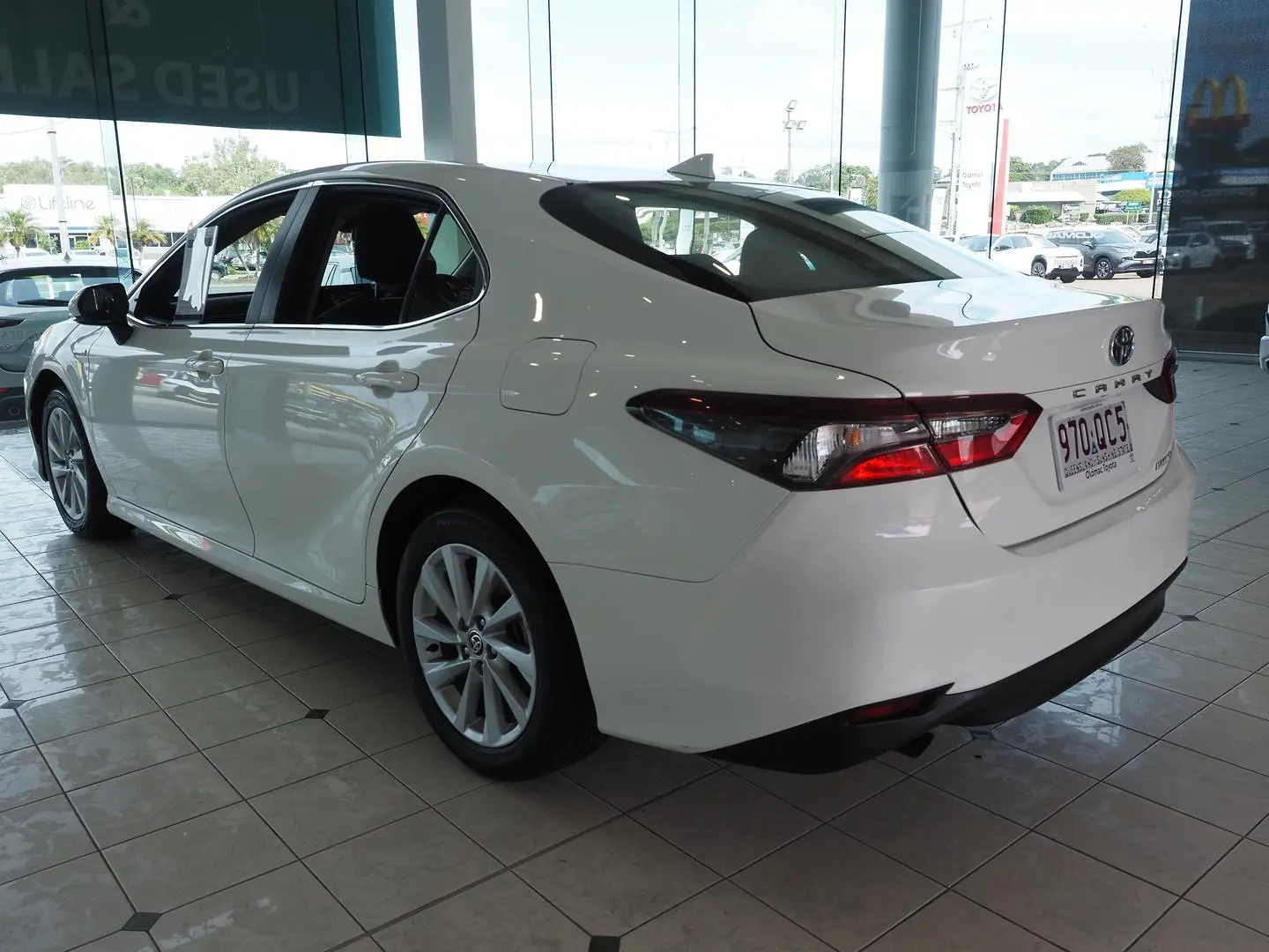 2024 Toyota Camry Gallery Image 8