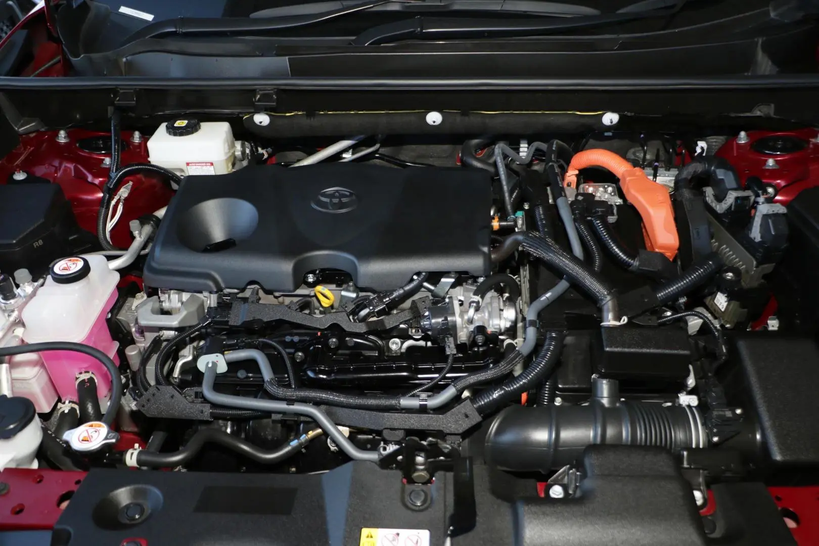 2025 Toyota RAV4 Gallery Image 23