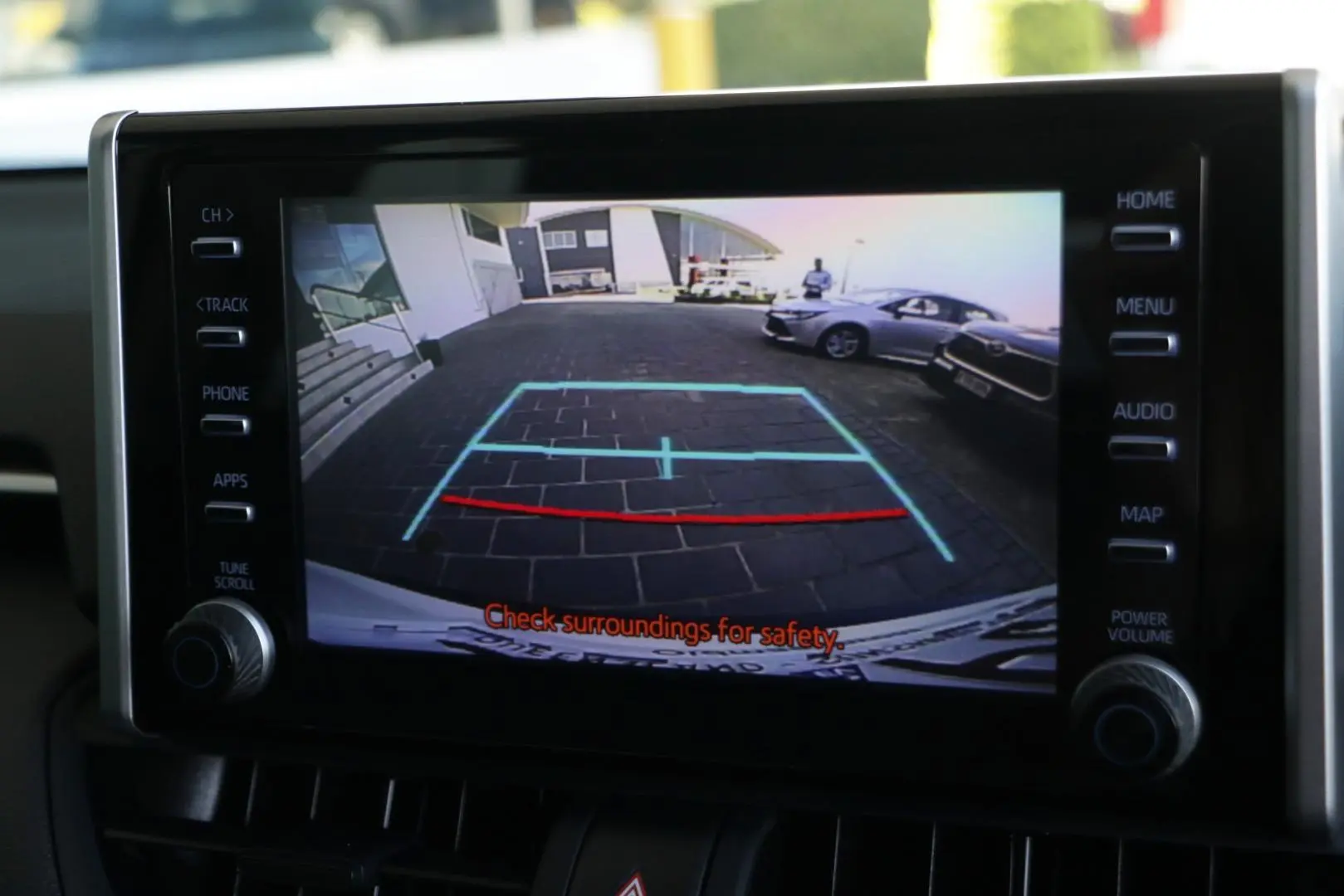 2021 Toyota RAV4 Gallery Image 12