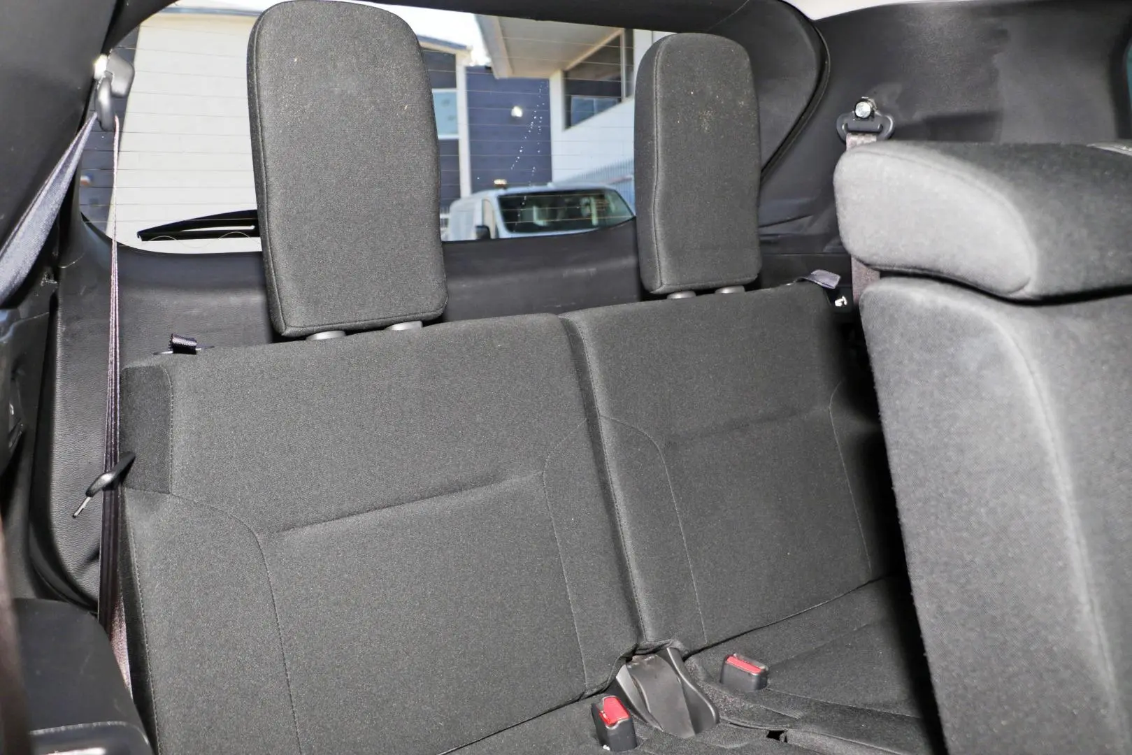 2024 Mitsubishi Outlander Gallery Image 9