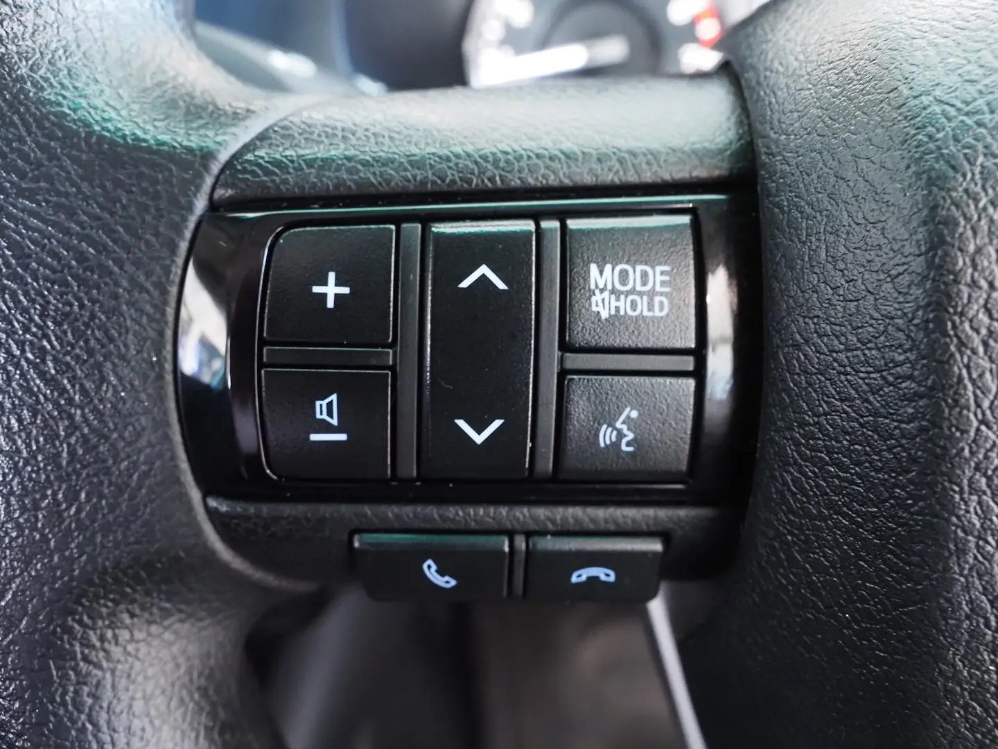 2023 Toyota Hilux Gallery Image 22