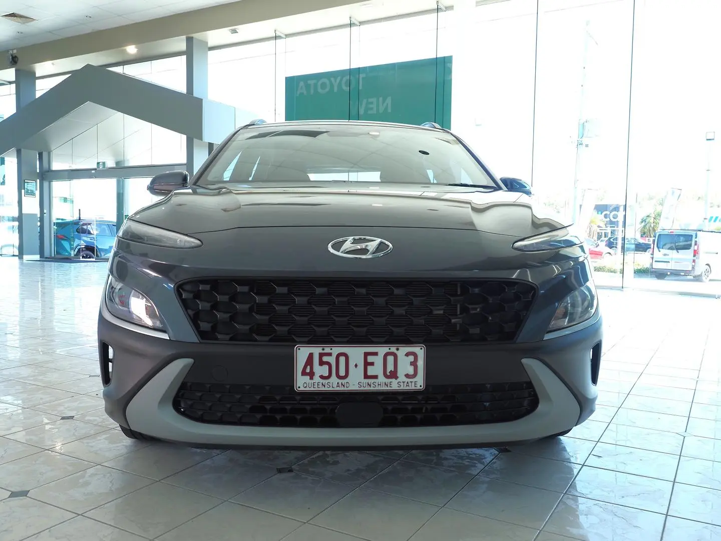 2022 Hyundai Kona Gallery Image 9