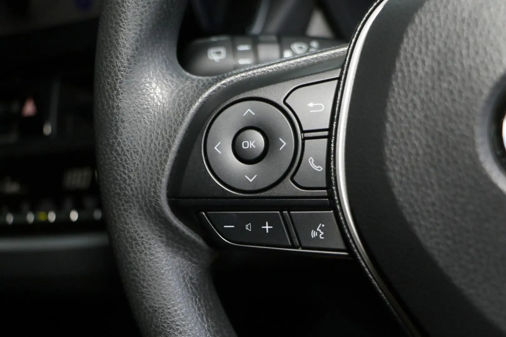 2025 Toyota Corolla Gallery Image 16