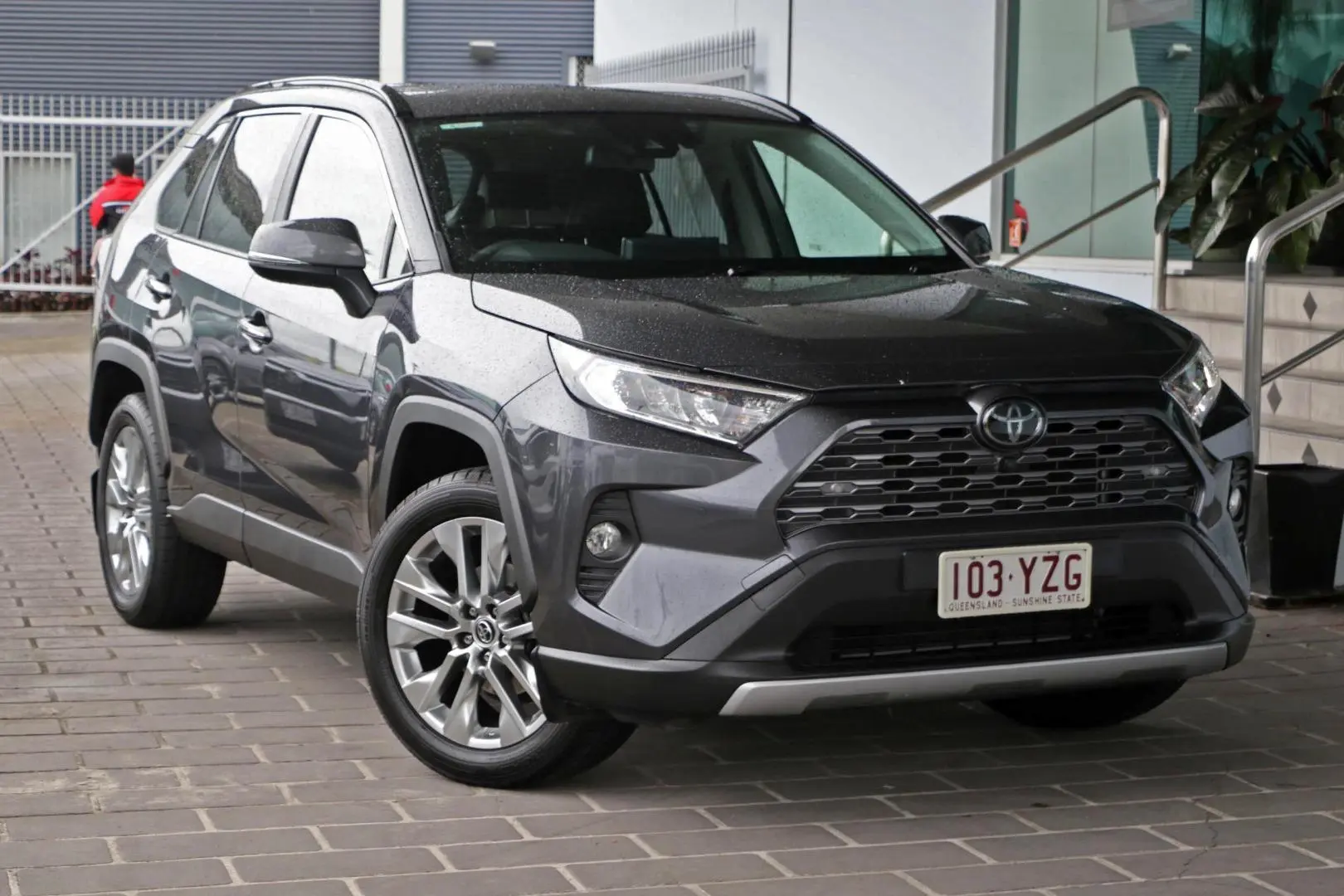2019 Toyota RAV4 Image