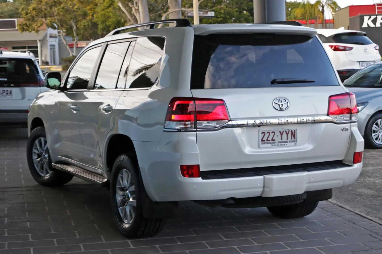 2018 Toyota Landcruiser Gallery Image 2
