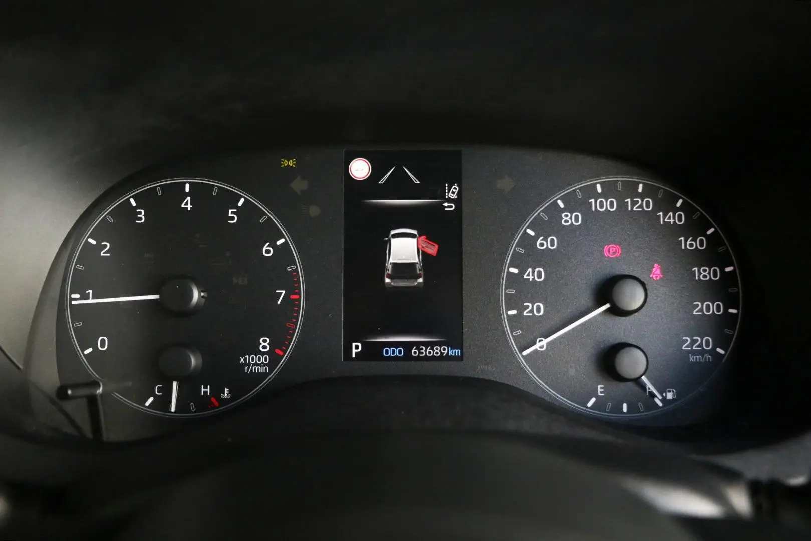 2022 Toyota Yaris Gallery Image 12