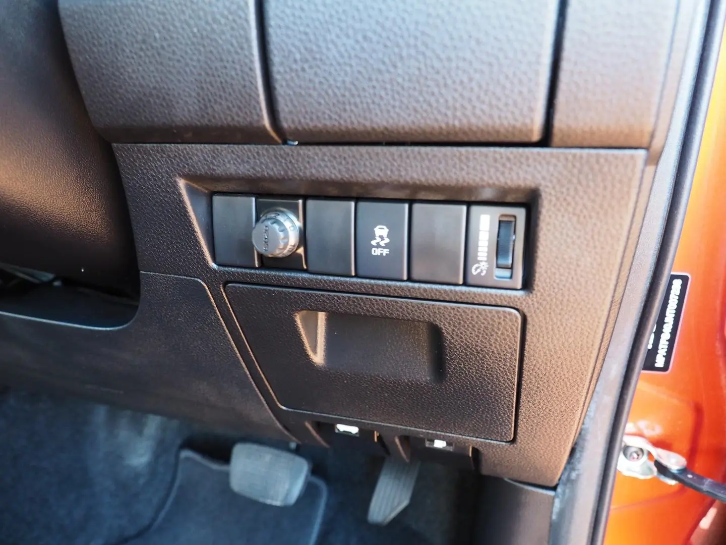 2022 Isuzu D-MAX Gallery Image 24