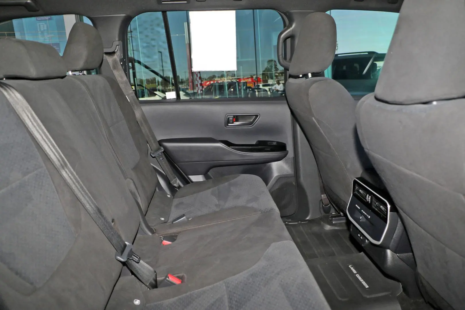 2023 Toyota Landcruiser Gallery Image 9