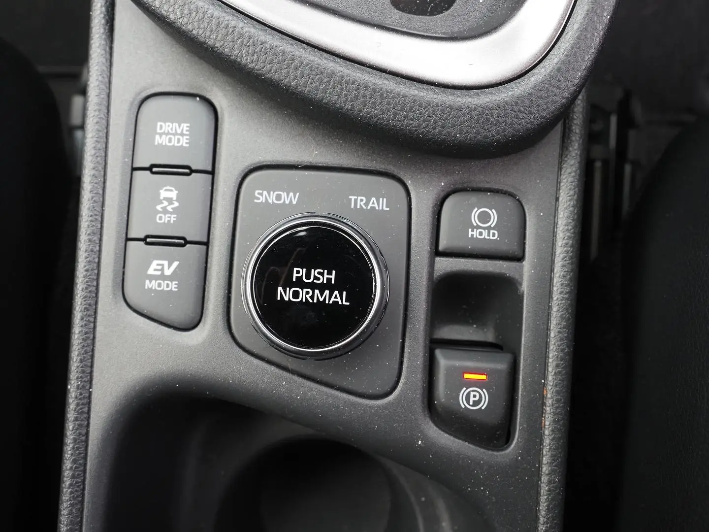 2024 Toyota Yaris Cross Gallery Image 24