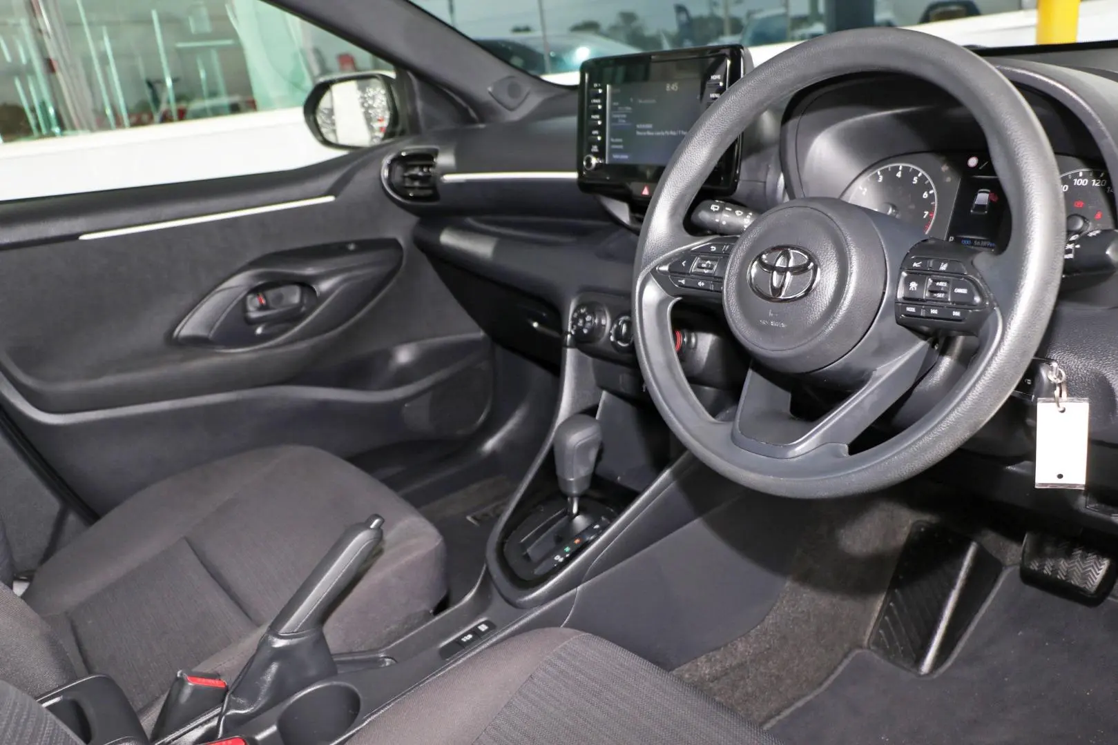 2023 Toyota Yaris Gallery Image 7