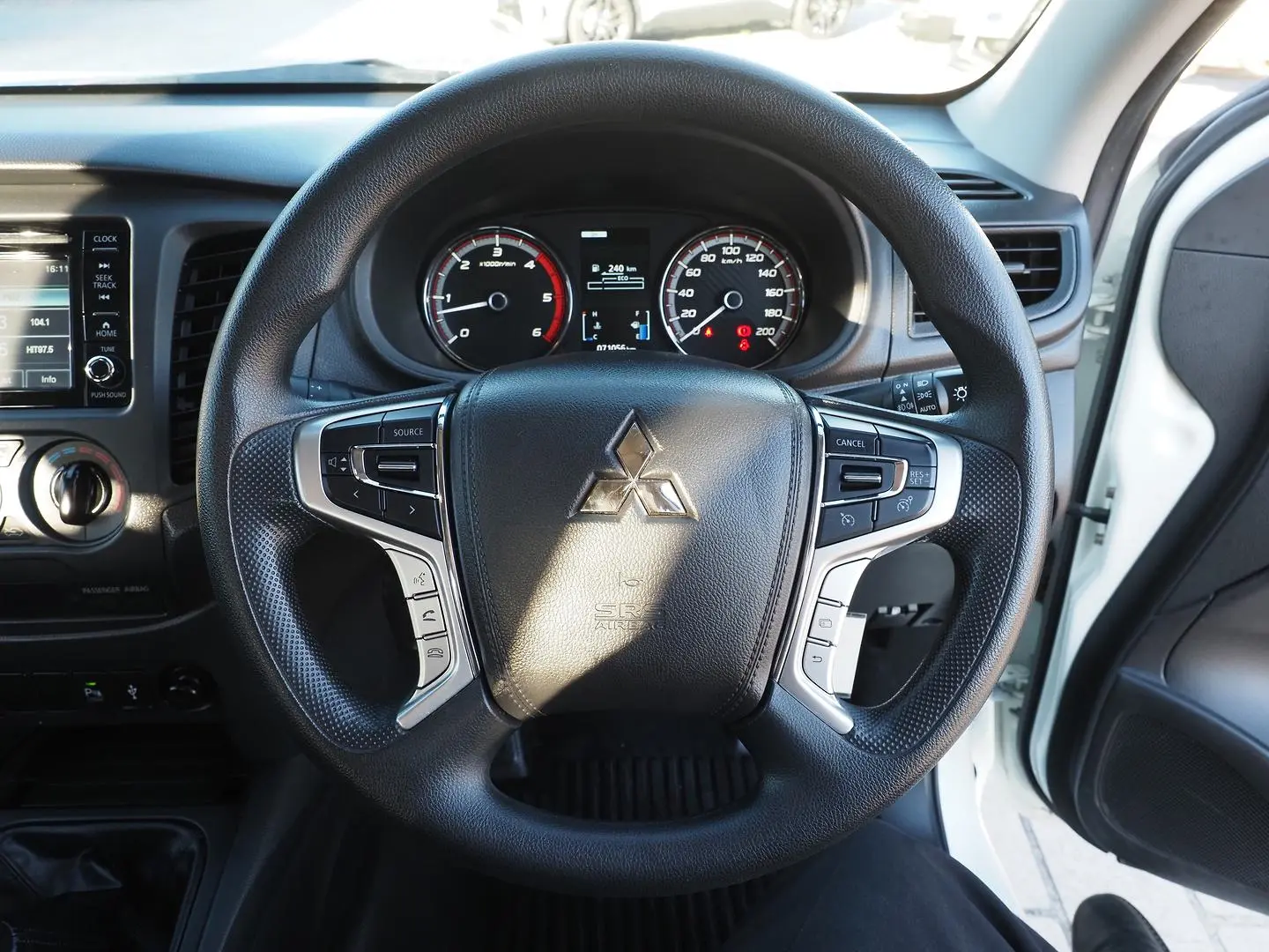 2019 Mitsubishi Triton Gallery Image 20