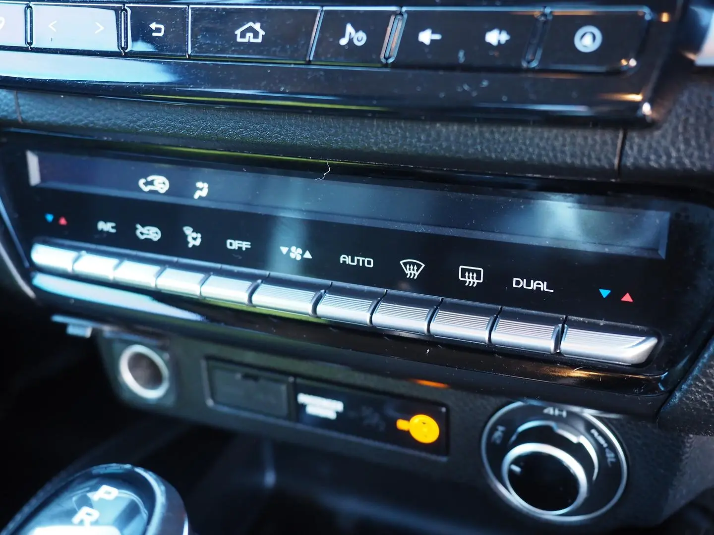2020 Mazda BT-50 Gallery Image 17