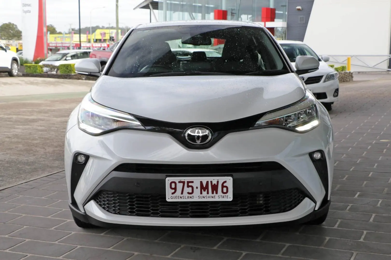 2023 Toyota C-HR Gallery Image 3