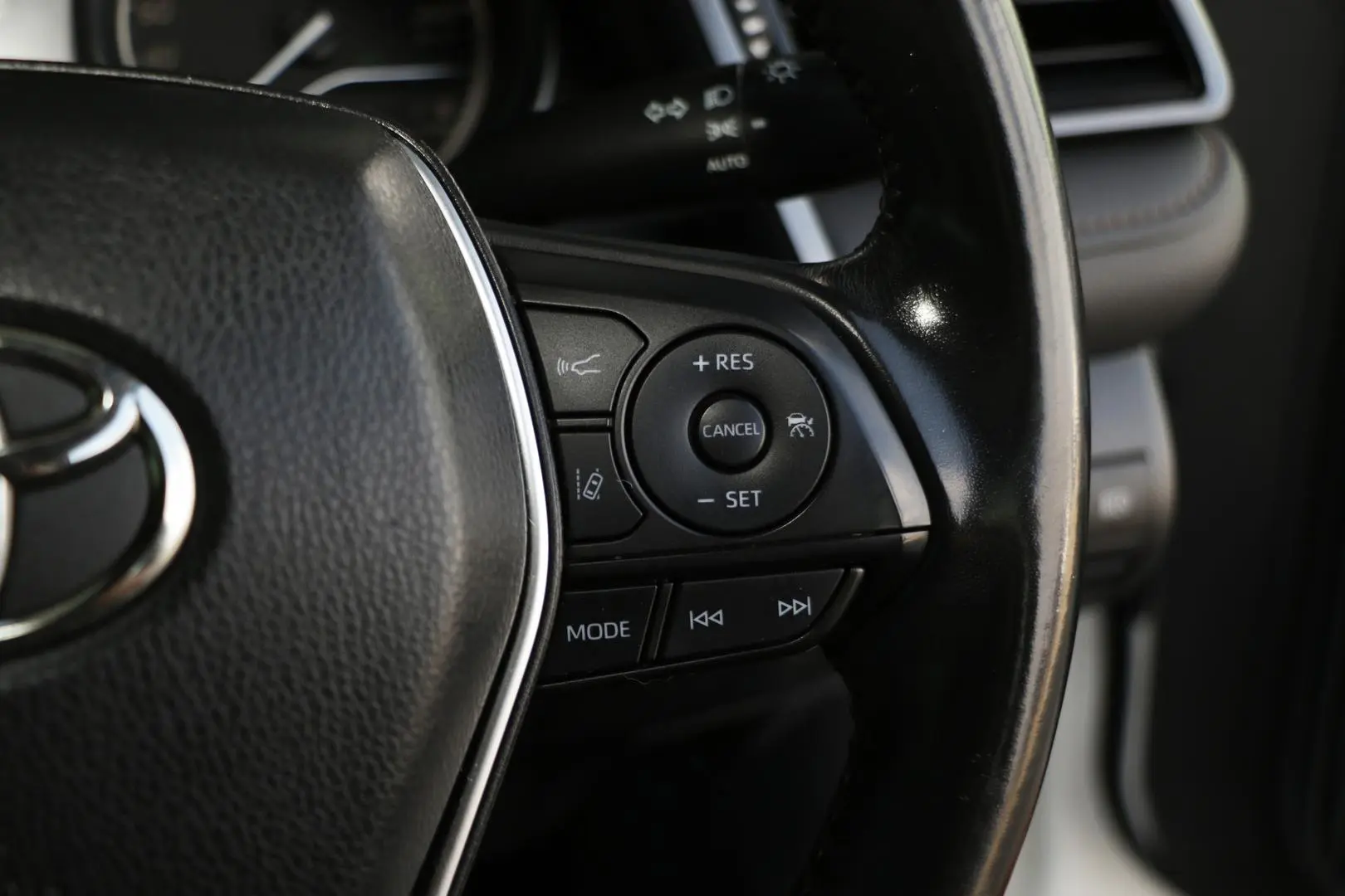 2020 Toyota Camry Gallery Image 17