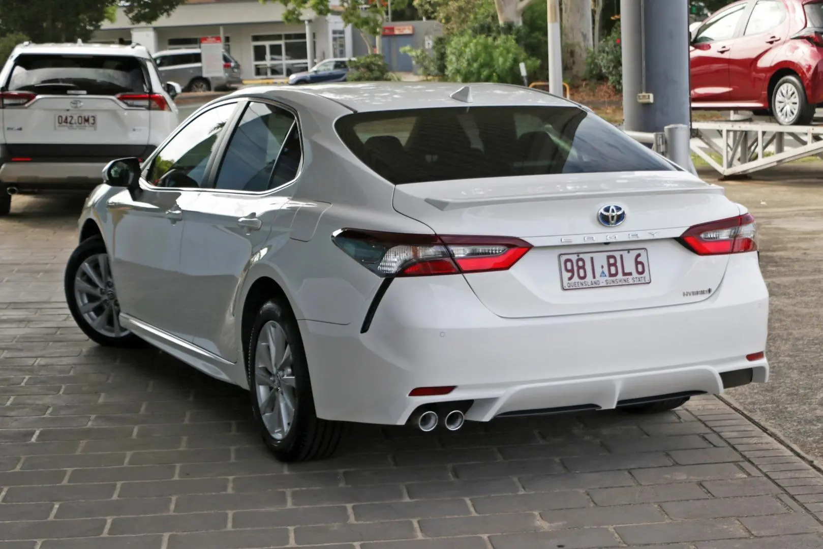 2021 Toyota Camry Gallery Image 2