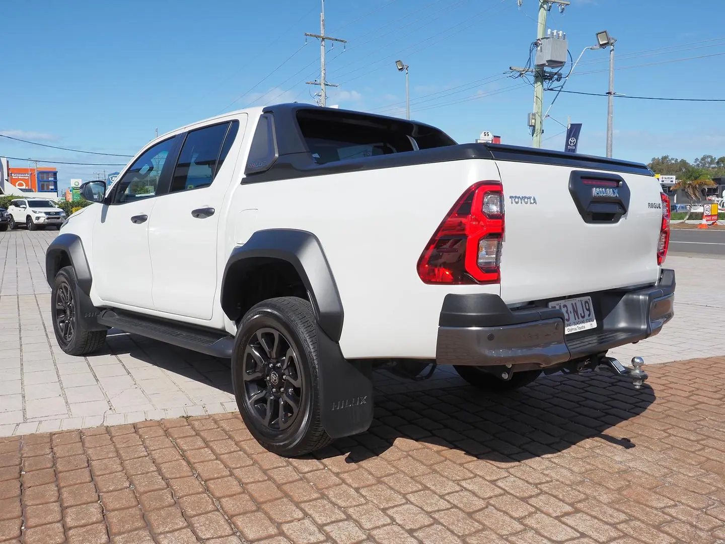 2025 Toyota Hilux Gallery Image 14