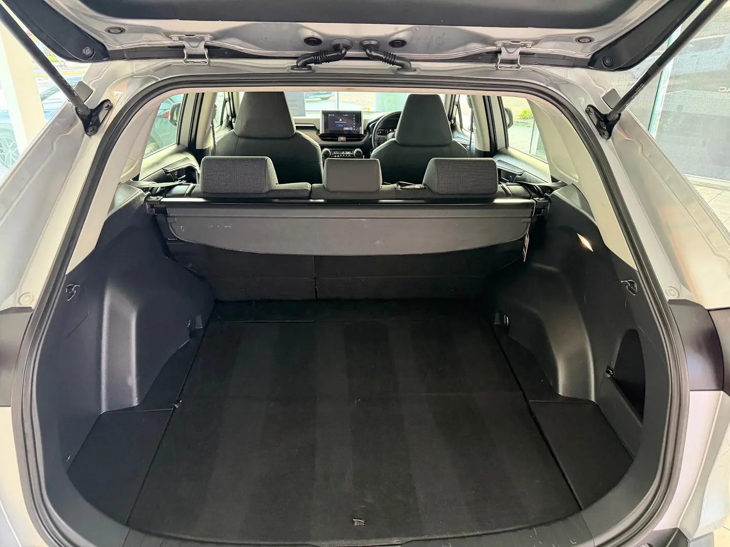 2023 Toyota RAV4 Gallery Image 5