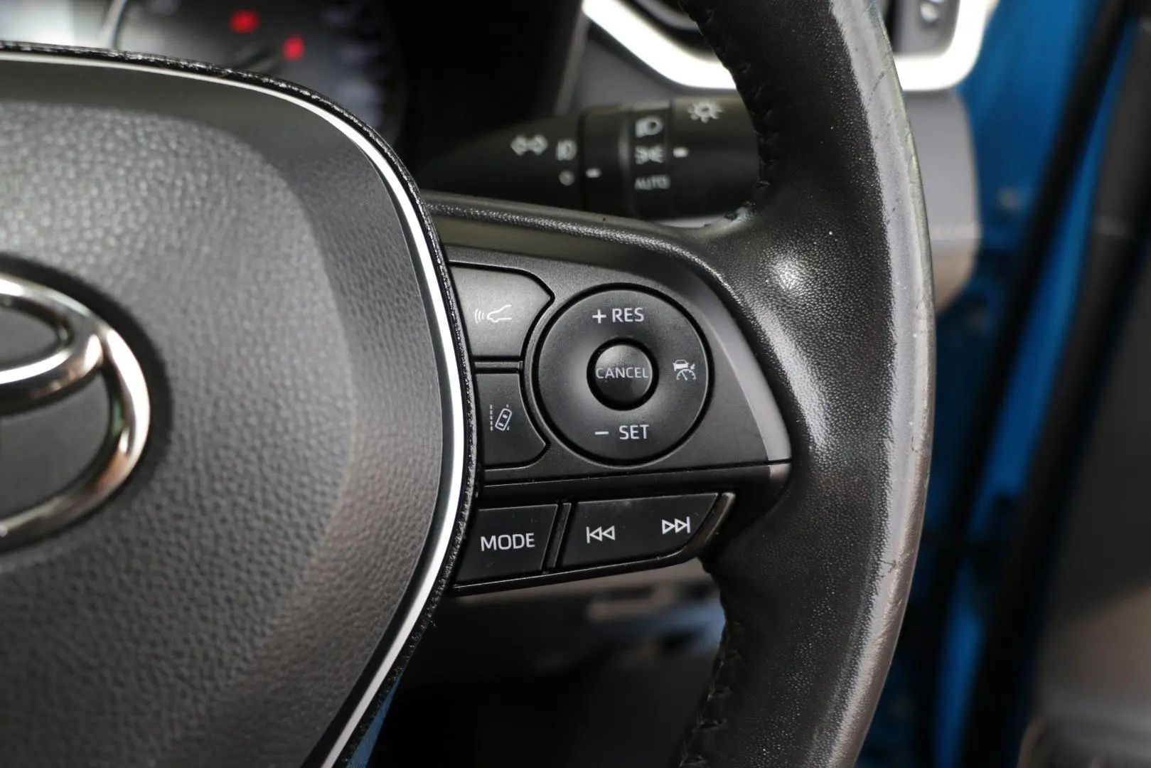 2021 Toyota RAV4 Gallery Image 15