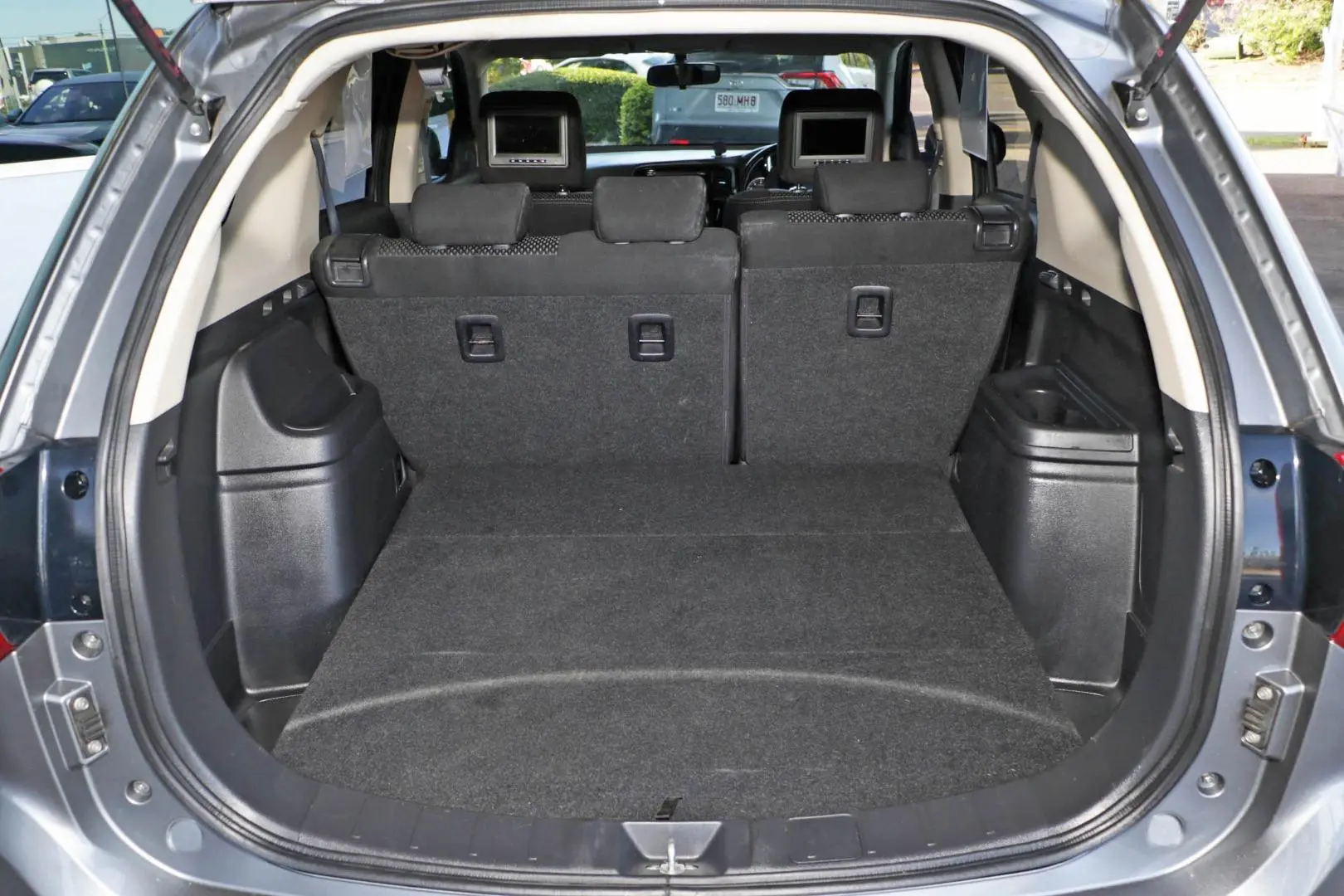 2016 Mitsubishi Outlander Gallery Image 21