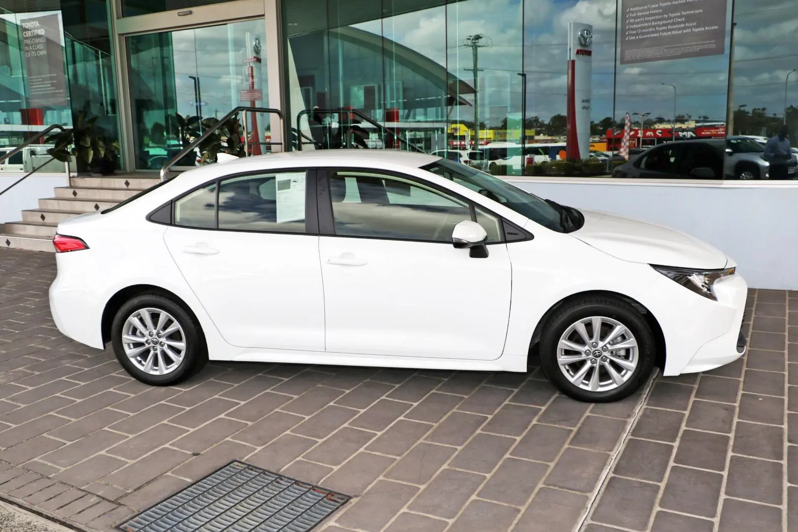 2024 Toyota Corolla Gallery Image 5