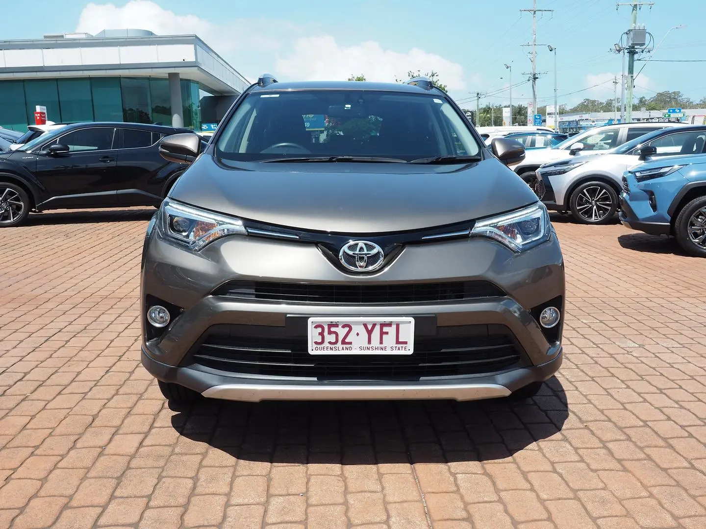 2016 Toyota RAV4 Image 11