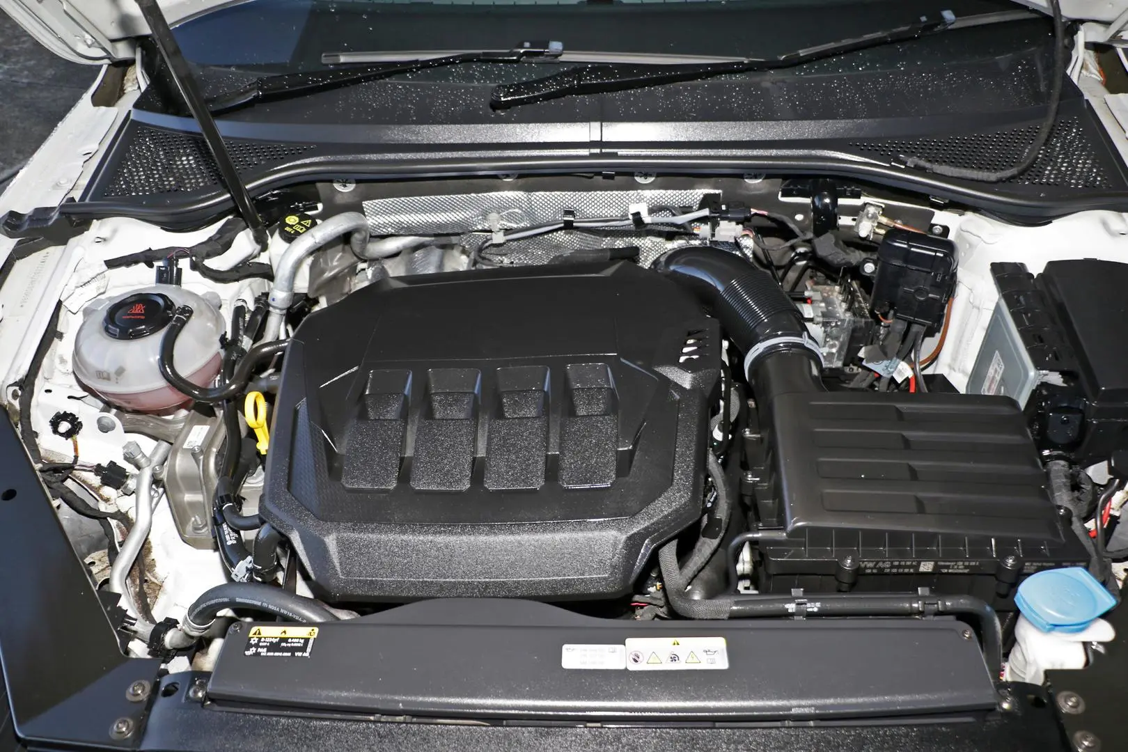 2022 Volkswagen Passat Gallery Image 20